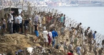 مصادر إسبانية: 72 وفاة وعودة 73 ألف مهاجر من سبتة إلى المغرب