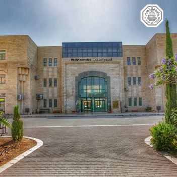 جامعة القدس تحصد اعتماد برنامج دكتور في الطب من هيئة الاعتماد وضمان الجودة الأردنية وفق المعايير العالمية للتعليم الطبي جامعة القدس تحصد اعتماد برنامج دكتور في الطب من هيئة الاعتماد وضمان الجودة الأردنية وفق المعايير العالمية للتعليم الطبي