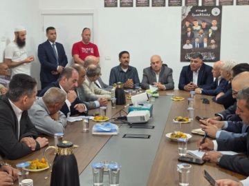 صور...وفد وزاري يتفقد بلدة قصرة ويطلع على احتياجاتها من المشاريع التطويرية والخدمية لتعزيز صمودها صور...وفد وزاري يتفقد بلدة قصرة ويطلع على احتياجاتها من المشاريع التطويرية والخدمية لتعزيز صمودها