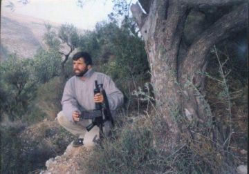 حماس تعزي بوفاة والدة الشهيد محمود أبو هنود حماس تعزي بوفاة والدة الشهيد محمود أبو هنود