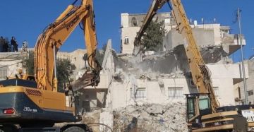 الاحتلال يهدم منازلا عدة في مدينة رهط الاحتلال يهدم منازلا عدة في مدينة رهط