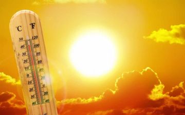 أجواء شديدة الحرارة اليوم والحرارة تقفز لـ 5 درجات فوق معدلها السنوي أجواء شديدة الحرارة اليوم والحرارة تقفز لـ 5 درجات فوق معدلها السنوي