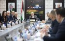 مجلس الوزراء يحذر من تصاعد جرائم المستوطنين وقوات الاحتلال