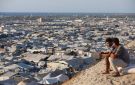 المنظمات الأهلية: الاحتلال يحرم غزة 89 من مواد الإيواء