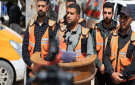 الدفاع المدني : الاحتلال ينقل أنقاض المباني التي تضم جثامين آلاف الشهداء