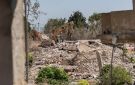 الجيش الإسرائيلي يهدم منزلا في قرية قلنديا شمال القدس - ps