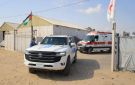 بالصور: الهلال الأحمر يشارك في إجلاء 82 مريضا ومرافقا للعلاج خارج غزة عبر معبر رفح
