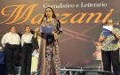 خلال تكريمها... السفيرة منى أبو عمارة: إذا كانت الرواية الرسمية صحيحة، فافتحوا البوابات ودعوا الصحفيين يرون الحقيقة بأنفسهم 