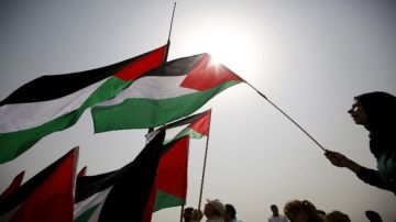 تحالف القوى الفلسطينية يدين العدوان ويدعو لشراكة وطنية في الانتخابات تحالف القوى الفلسطينية يدين العدوان ويدعو لشراكة وطنية في الانتخابات