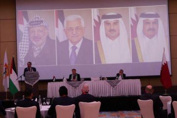 الرئيس عباس يهنئ الفائزين بعضوية المجلس الوطني الجديد ممثلين عن الجالية الفلسطينية في قطر الرئيس عباس يهنئ الفائزين بعضوية المجلس الوطني الجديد ممثلين عن الجالية الفلسطينية في قطر