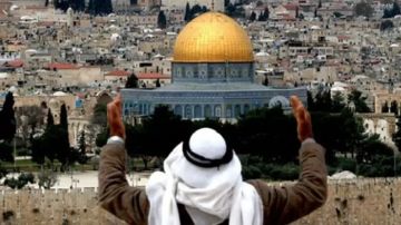 لجنة عربية تدعو لإجراءات رادعة لانتهاكات إسرائيل في القدس المحتلة لجنة عربية تدعو لإجراءات رادعة لانتهاكات إسرائيل في القدس المحتلة