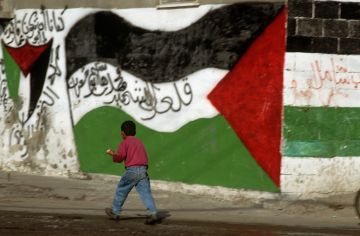 شعراء وروائيون ونشطاء كوريون ينشرون مجموعة شعرية من أجل فلسطين شعراء وروائيون ونشطاء كوريون ينشرون مجموعة شعرية من أجل فلسطين
