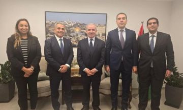 اشتية يبحث مع السفير المصري الحوار الوطني والانتخابات وأوضاع غزة