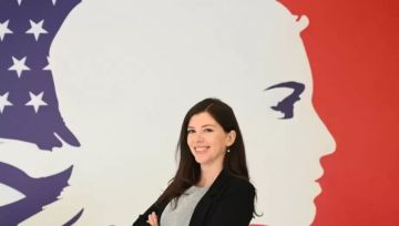 الموساد يخترق هاتف مستشارة الإليزيه الموساد يخترق هاتف مستشارة الإليزيه