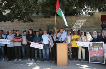 بالصور لجنة الأسرى وذوو المعتقلين يطالبون بحماية دولية لأسرى غزة بالصور لجنة الأسرى وذوو المعتقلين يطالبون بحماية دولية لأسرى غزة
