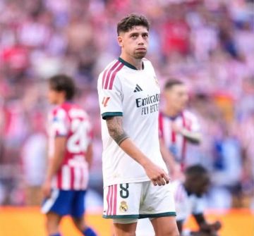 ريال مدريد يعلن إصابة لاعبه بالتواء من الدرجة الثالثة ريال مدريد يعلن إصابة لاعبه بالتواء من الدرجة الثالثة