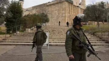 لليوم الـ70.. الاحتلال يمنع الأذان في المسجد الإبراهيمي