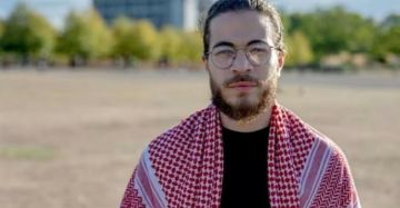 جامعة بريطانية تعيد طالبا مصريا للدراسة بعد إيقافه بسبب احتجاجات مؤيدة لغزة جامعة بريطانية تعيد طالبا مصريا للدراسة بعد إيقافه بسبب احتجاجات مؤيدة لغزة