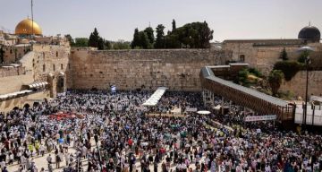 مدير مركز دراسات القدس: تكثيف اقتحامات الأقصى خطوة لفرض وقائع تمهد للسيطرة على المكان مدير مركز دراسات القدس: تكثيف اقتحامات الأقصى خطوة لفرض وقائع تمهد للسيطرة على المكان