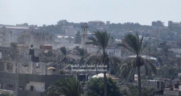 مصابون في غارة على مسجد غرب مخيم النصيرات مصابون في غارة على مسجد غرب مخيم النصيرات