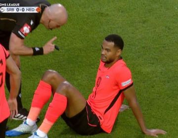 لاعب ليفربول يثير القلق بسبب إصابة في الكاحل لاعب ليفربول يثير القلق بسبب إصابة في الكاحل