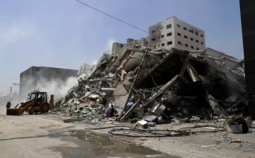 الأشغال : 2000 مبنى خطر بينها 250 بحاجة لإزالة عاجلة في غزة الأشغال : 2000 مبنى خطر بينها 250 بحاجة لإزالة عاجلة في غزة