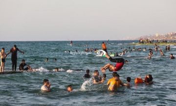 بلدية غزة تعدل ساعات عمل المنقذين البحريين بدءا من الأربعاء بلدية غزة تعدل ساعات عمل المنقذين البحريين بدءا من الأربعاء