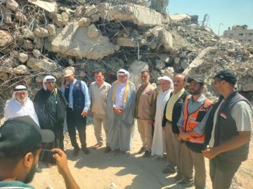 الدفاع المدني يطلع لجان على جهود البحث عن رفات الشهداء الدفاع المدني يطلع لجان على جهود البحث عن رفات الشهداء