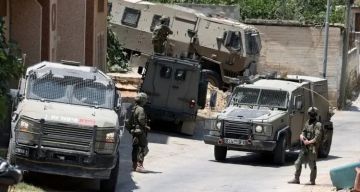 الاحتلال يعتقل 3 من أفراد الشرطة الفلسطينية بالضفة بزعم إقامة حاجز الاحتلال يعتقل 3 من أفراد الشرطة الفلسطينية بالضفة بزعم إقامة حاجز