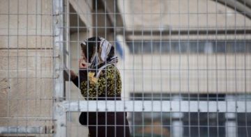 علماء فلسطين تطالب بتحرك إسلامي ودولي عاجل لإنقاذ الأسيرات علماء فلسطين تطالب بتحرك إسلامي ودولي عاجل لإنقاذ الأسيرات