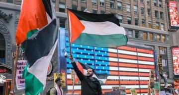 استطلاع: نسبة التعاطف الأمريكي مع فلسطين تجاوزت إسرائيل لأول مرة استطلاع: نسبة التعاطف الأمريكي مع فلسطين تجاوزت إسرائيل لأول مرة