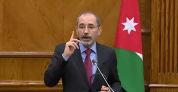 وزير الخارجية الأردني: ثمة تغير جذري في لغة المجتمع الدول تجاه إسرائيل وزير الخارجية الأردني: ثمة تغير جذري في لغة المجتمع الدول تجاه إسرائيل