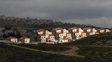 الاحتلال يستكمل طرح 3401 وحدة استيطانية في مشروع E1 شرق القدس الاحتلال يستكمل طرح 3401 وحدة استيطانية في مشروع E1 شرق القدس