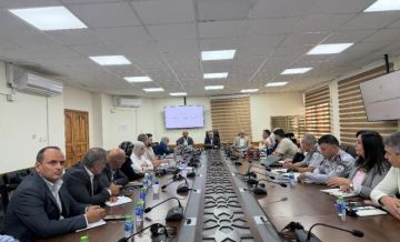 المالية تناقش مسودة البرنامج التنفيذي للتعافي وإعادة إعمار غزة المالية تناقش مسودة البرنامج التنفيذي للتعافي وإعادة إعمار غزة