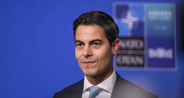 متظاهرون يقاطعون كلمة رئيس وزراء هولندا دعما لغزة
