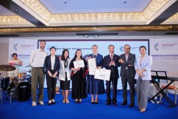 تعاونية أطر معماري.. تجربة ريادية انطلقت من حاضنة جامعة القدس تحصد المركز الأول بمسابقة دولية في الصين تعاونية أطر معماري.. تجربة ريادية انطلقت من حاضنة جامعة القدس تحصد المركز الأول بمسابقة دولية في الصين