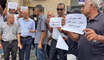 لقاء في طولكرم يبحث تقليصات أونروا واحتياجات النازحين لقاء في طولكرم يبحث تقليصات أونروا واحتياجات النازحين