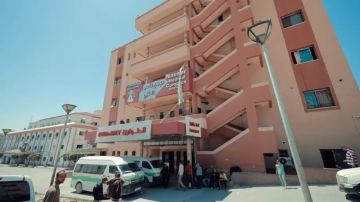 الصحة: زراعة قرنية في مجمع ناصر الطبي بغزة بفضل تبرع عائلة شهيدة الصحة: زراعة قرنية في مجمع ناصر الطبي بغزة بفضل تبرع عائلة شهيدة