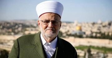 عكرمة صبري يحذر من تخاذل عربي وإسلامي تجاه الأقصى ويدعو لشد الرحال إليه عكرمة صبري يحذر من تخاذل عربي وإسلامي تجاه الأقصى ويدعو لشد الرحال إليه
