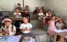 عام دراسي مثقل بالأزمات.. أسر غزة تكافح لتأمين لوازم أبنائها