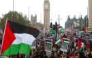 استطلاع أميركي: التعاطف مع الفلسطينيين يتجاوز الإسرائيليين للمرة الأولى