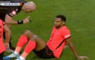 لاعب ليفربول يثير القلق بسبب إصابة في الكاحل