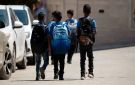 آباء فلسطينيون يخشون على حياة أطفالهم في المدارس مع تصاعد هجمات المستوطنين - ps