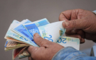 المالية: رواتب الموظفين عن شهر حزيران غدا الأربعاء