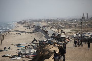 مسؤول يكشف الجوانب الأكثر تعقيدا في محادثات خطة ترامب بشأن غزة مسؤول يكشف الجوانب الأكثر تعقيدا في محادثات خطة ترامب بشأن غزة