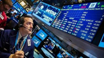 استقرار الأسهم الأمريكية بتعاملات الأربعاء و AMD تتراجع 2 