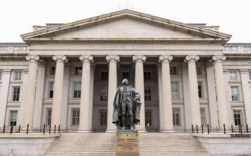 تراجع طفيف لعائدات سندات الخزانة الأمريكية لأجل 10 سنوات