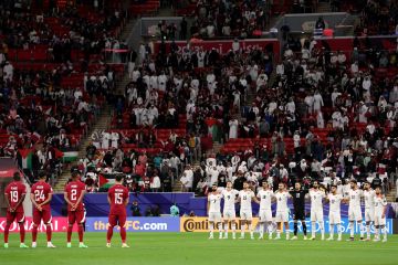 كأس العرب.. لفتة إنسانية مؤثرة من لاعبين قطريين وفلسطيين تجاه أطفال مكفوفين