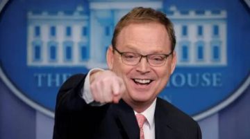 سباق رئاسة الفيدرالي...ترامب يضع هاسيت في مواجهة المرشحين النهائيين سباق رئاسة الفيدرالي...ترامب يضع هاسيت في مواجهة المرشحين النهائيين