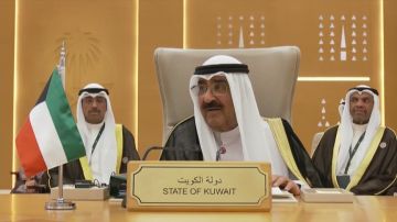 ميكروفون يلتقط ما قاله ترامب برفقة أمير قطر وزوجته عن قصر لوسيل ويثير تفاعلا